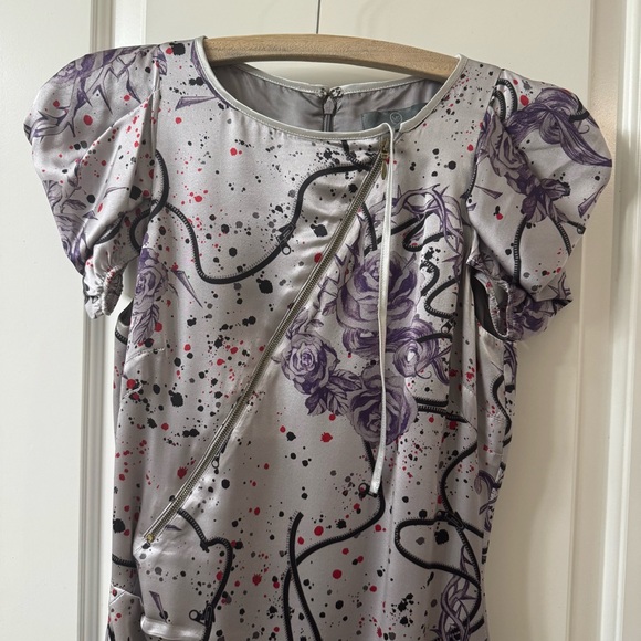 Alexander McQueen Women’s Avante Garde Bubble Hem Silver Floral Silk Dress - Picture 4 of 14